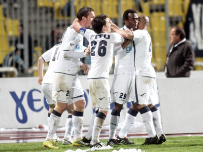 Με 17 και νεαρούς