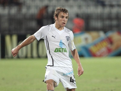 Επενδύει σε Αποστολόπουλο