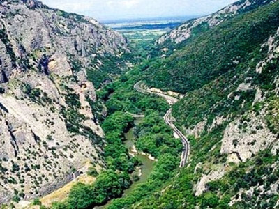 Κλειστά τα Τέμπη