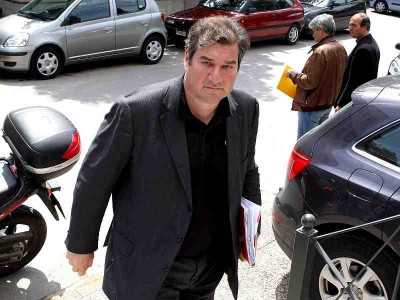 Εν αναμονή αποφάσεων