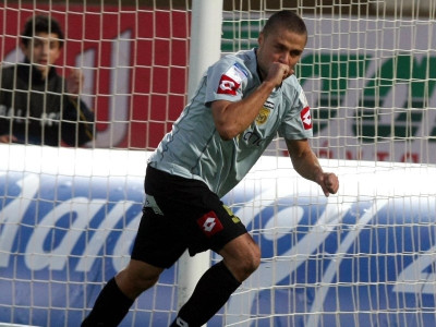 Στην έξοδο Λεάλ και «Βέρπα»