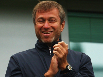 Θέλει να «τινάξει» την μπάνκα