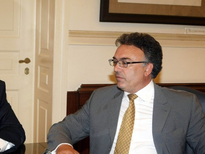 «Έπρεπε να είχε γραφτεί...»