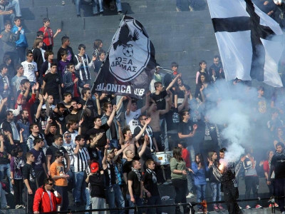 «Ευχαριστώ» στον κόσμο