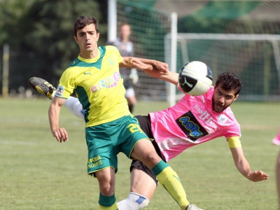 Αυλαία με εκκρεμότητες