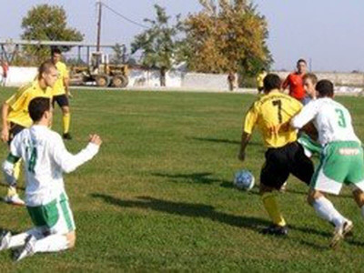 «Αν μείνουμε, θα μείνει»