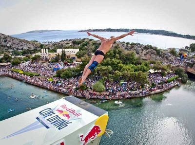 Βουτιές παγκοσμίου επιπέδου