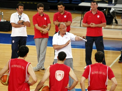 Δεν τελείωσε τίποτα