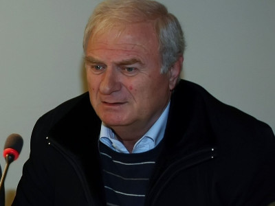 Χ''αποστόλου: «Αναρμόδιο το Δ.Σ.»