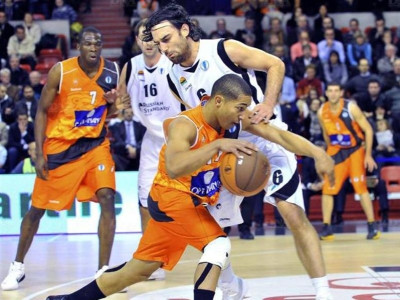 Διαζύγιο Πελέν -  ΛεΜαν