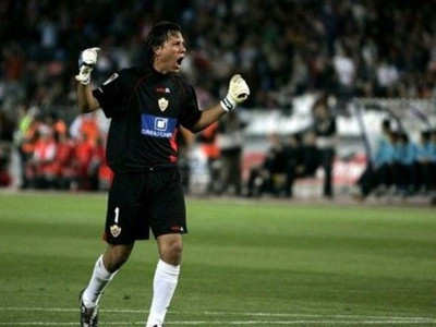 Στις «νυχτερίδες» ο Άλβες