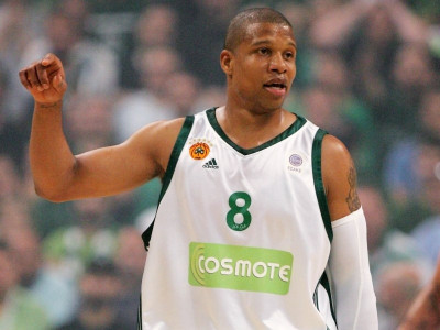 «Σηκώσαμε το ανάστημά μας»