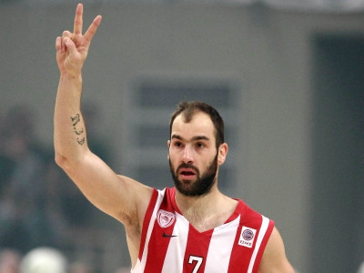 «Του χρόνου πιο δυνατοί»