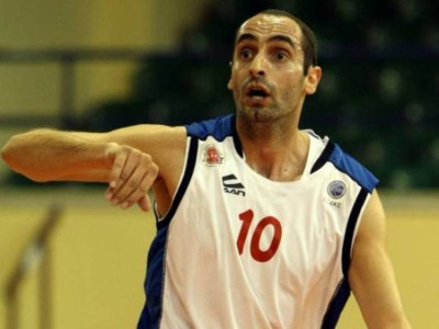 Καλαμπόκης: «Οικονομική διαφορά»