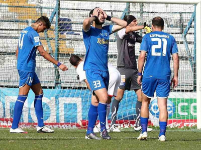 «Τέλος στην κωμωδία»