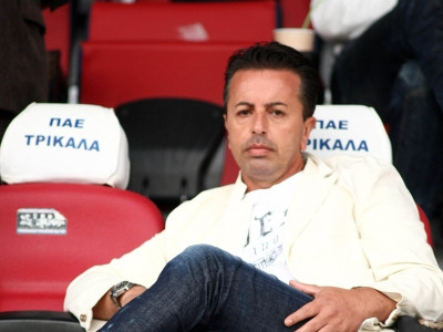 Ζητά συγκέντρωση ο Πλεξίδας