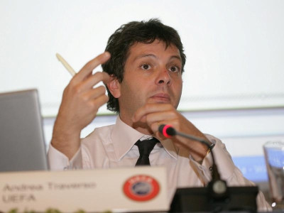 Τα μάτια στον... Τραβερσό