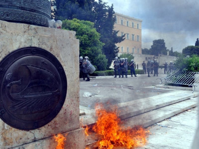 Ξυλοκόπησαν δημοσιογράφο!