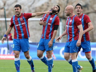 Αναμένουν τις αποφάσεις