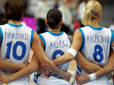 Κορίτσια για... υψηλές πτήσεις