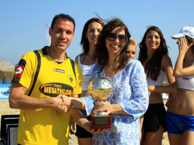 Η Τριγλία πρώτη στη Μύκονο