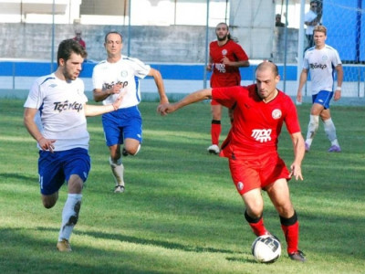 Ξεκίνησαν οι επαφές