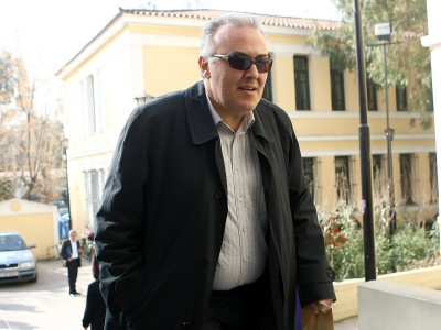 Σαμπράκος, Θωμαΐδης στον ΣΚΑΙ