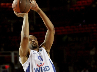 Ανακοίνωσε Σμιθ η Μακάμπι