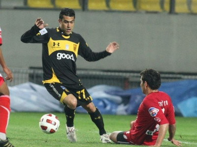 Υπογράφει τη Δευτέρα (27/06)