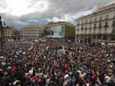 Διαδηλώνουν στη Ρεάλ