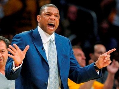 Στο πλευρό του Λεμπρον ο Ρίβερς