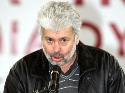 «Να το παλέψουν οι Αγγελόπουλοι»