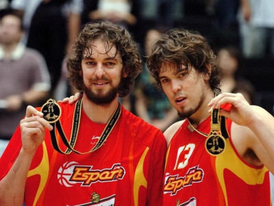 Αδελφική υπόθεση…