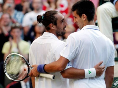 Ο βασιλιάς άλλαξε. Zήτω ο βασιλιάς