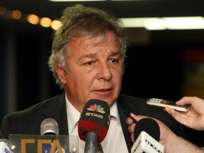 Τα είπαν με Μπιτσαξή