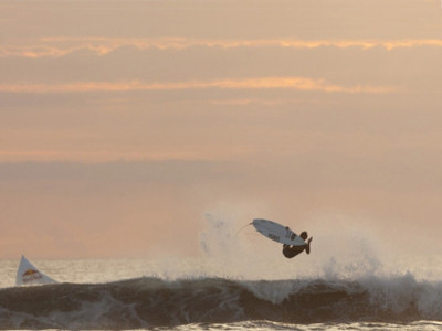 Νυχτερινό surf