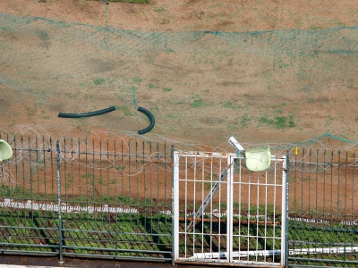 Πλαστικό χόρτο στην Τερψιθέα