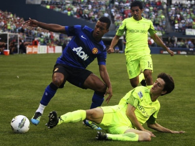 Παραμένει στη Μάντσεστερ ο Νάνι!