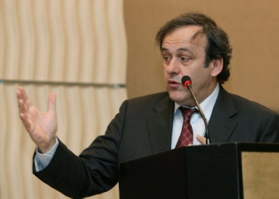 -Ou´est-ce que George? -Parfait Michel! Και το Ελληνικό ποδόσφαιρο έγινε... Αγγλικό!!!