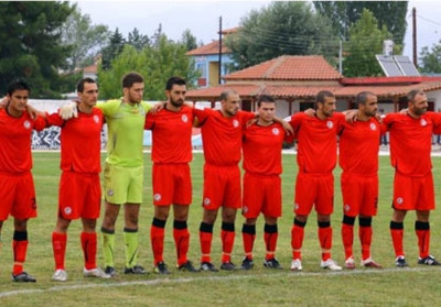 Φιλικό και βραβεύσεις