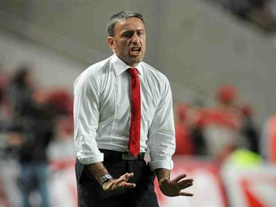 Μπέντο: «Ποιοτικός ο Κάστρο»