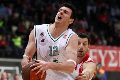 Η Σιένα «έδεσε» τον Λαβρίνοβιτς ως το 2014!