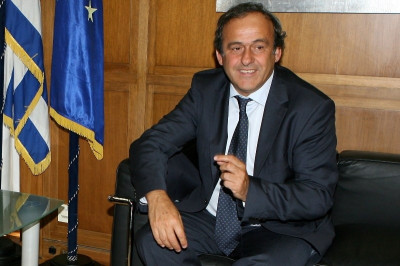 Ελα μωρέ με το φλώρο!