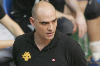 Ξανά στην Κηφισιά ο Αρσενιάδης