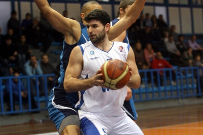Στην ACB ο Παπαμακάριος