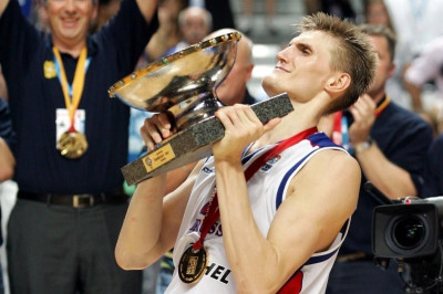 Έκανε «κρούση» σε Κιριλένκο για Μακάμπι ο Μπλατ!