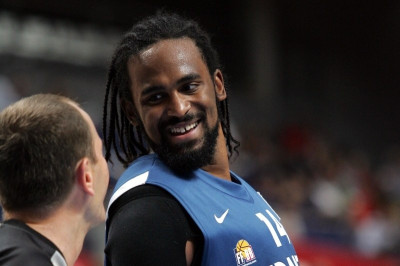 Νοκ άουτ ο Τουριάφ