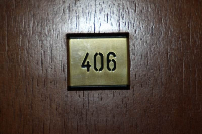 Το δωμάτιο 406!