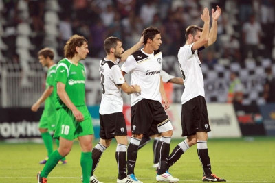 Η ώρα της δεύτερης γραμμής