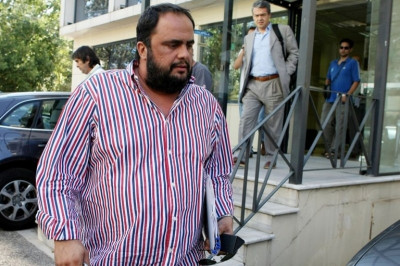 Δυνατό το «ερυθρόλευκο» μπλοκ!